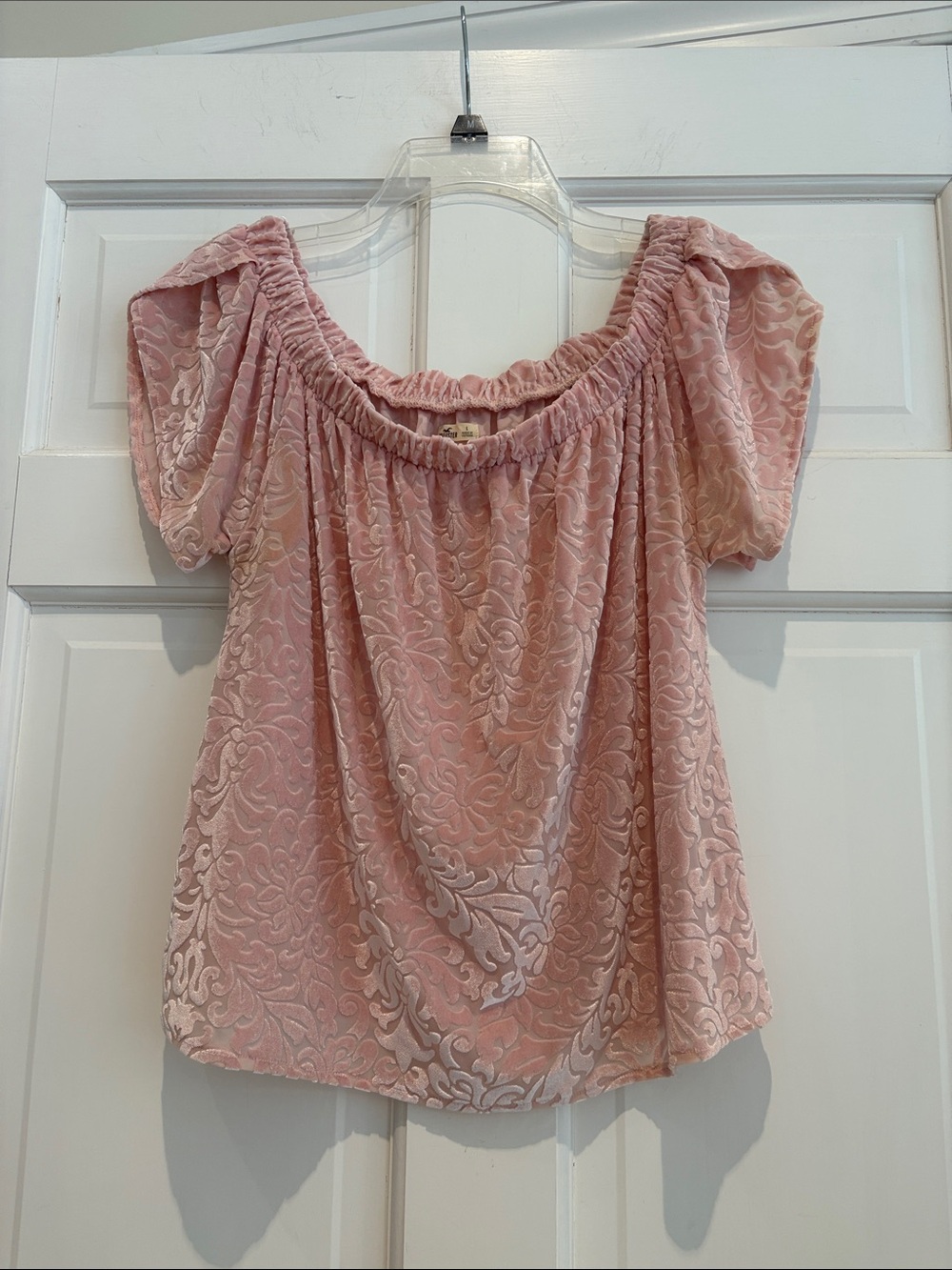 Hollister Blush Pink Off-Shoulder Floral Velvet Top